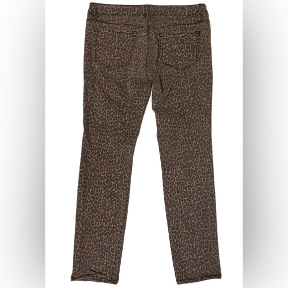 Bullhead Denim Leopard Jeans - Picture 3 of 5
